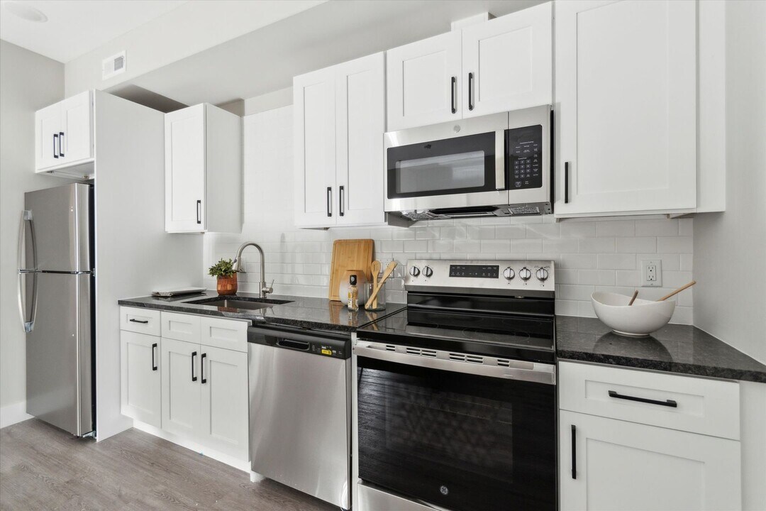 1704 N 22nd St in Philadelphia, PA - Building Photo