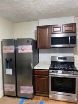 26 Hazelwood St, Unit 1 in Boston, MA - Building Photo