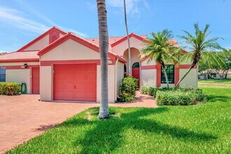 7585 Lexington Club Blvd in Delray Beach, FL - Building Photo - Building Photo