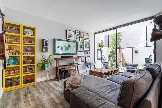 3166 Bird Ave in Miami, FL - Building Photo - Building Photo