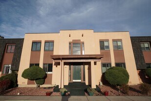 2905 Mesa Rd in Colorado Springs, CO - Building Photo