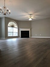 211 Ivy Glen Ct in Winston-Salem, NC - Building Photo - Building Photo