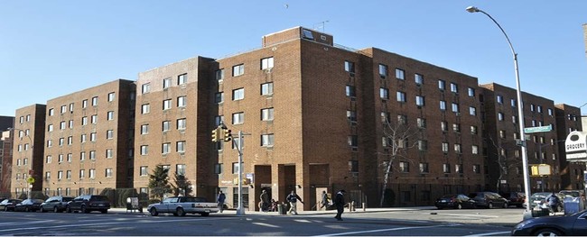 Site A Washington Heights in New York, NY - Building Photo - Building Photo