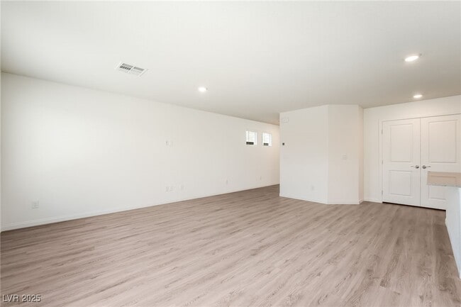 3324 La Cura Ave