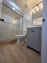 10023 Winding Lake Rd in Sunrise, FL - Building Photo - Building Photo