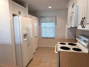 5760 Sabal Trace Dr in North Port, FL - Building Photo - Building Photo