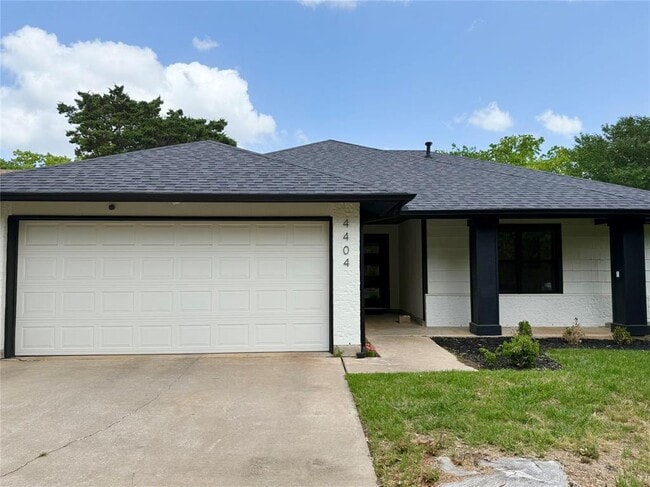 4404 Sarasota Dr in Austin, TX - Building Photo - Building Photo