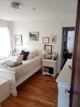 1575 Centre St in Boston, MA - Building Photo - Building Photo