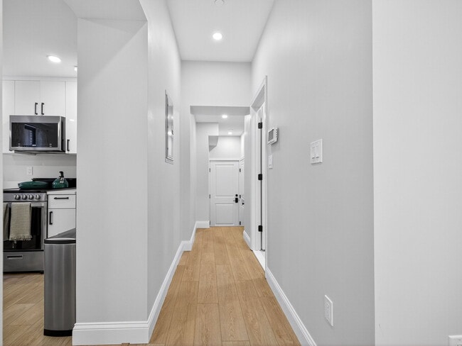 174 Salem St, Unit 3 in Boston, MA - Building Photo - Building Photo