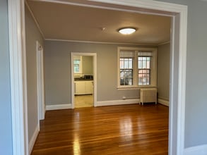 303 N New St in Staunton, VA - Building Photo - Building Photo