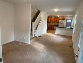 114 Morgan Ave in Hamilton Township, NJ - Building Photo - Building Photo