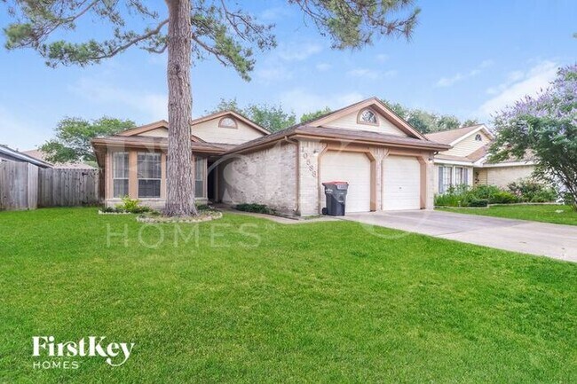 10538 Waving Fields Dr in Houston, TX - Building Photo - Building Photo