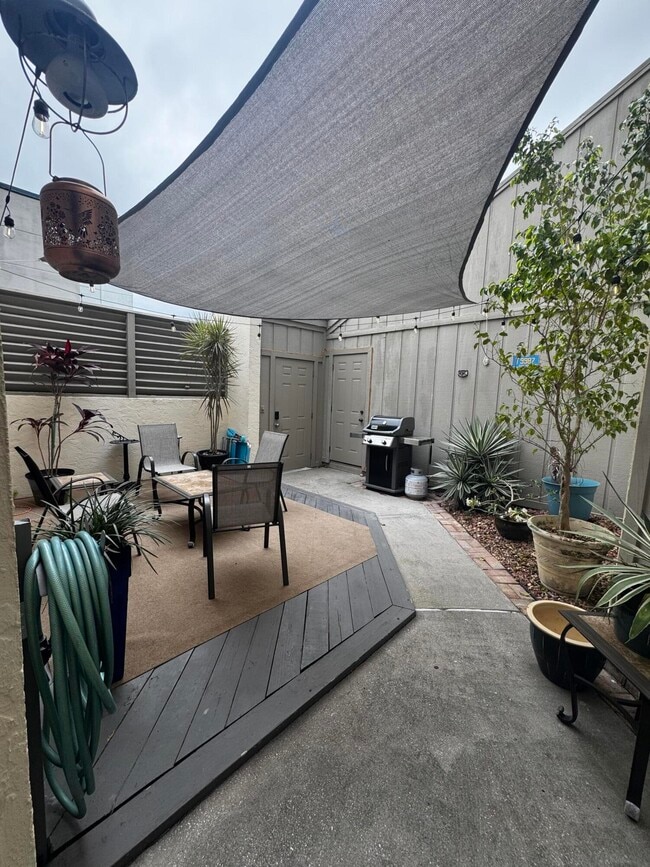 property at 1605 S US Hwy 1