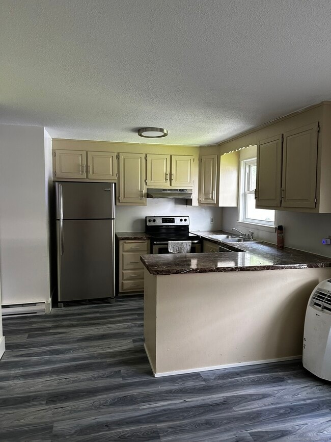 property at 19 Hurlburt St