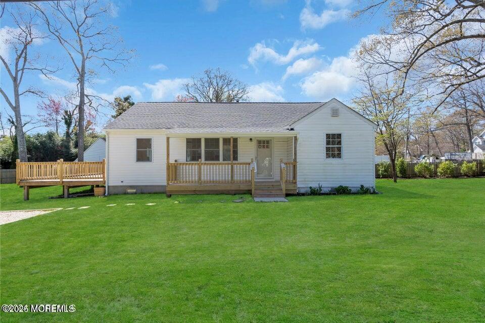 34 Chadwick Ave in Toms River, NJ - Building Photo