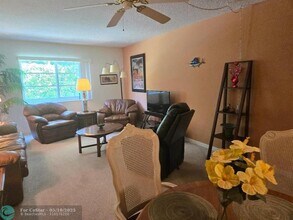 639 W Oakland Park Blvd in Wilton Manors, FL - Building Photo - Building Photo