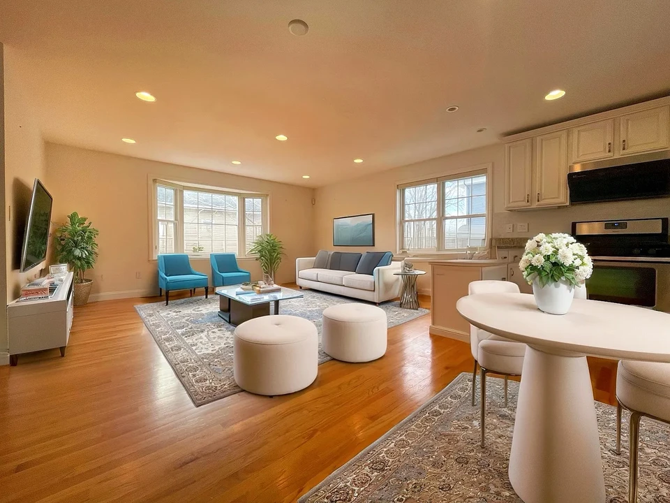 12 Naviens Ln in Waltham, MA - Foto de edificio