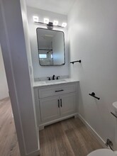 2895 Canal Ave, Unit A in Long Beach, CA - Building Photo - Building Photo