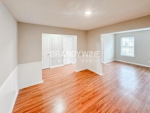 5994 Horseshoe Ln in Fairburn, GA - Building Photo - Building Photo