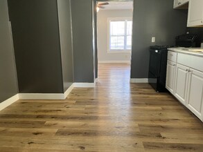 2409 Perkins Dr in Poplar Bluff, MO - Building Photo - Building Photo