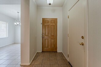 9115 W Hubbell St in Phoenix, AZ - Building Photo - Building Photo