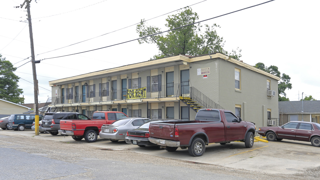 3614 Lausat St in Metairie, LA - Building Photo