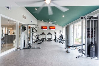 The Landing at Westchase in Houston, TX - Foto de edificio - Building Photo