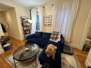 11 Irving St, Unit 2 in Boston, MA - Building Photo - Building Photo