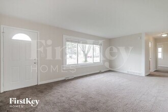 1382 Teakwood Ln in Crystal Lake, IL - Building Photo - Building Photo