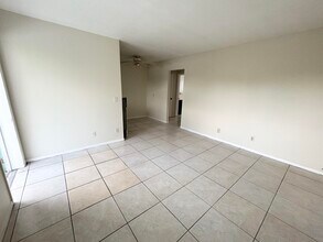 1111 N Federal Hwy in Lake Worth Beach, FL - Building Photo - Building Photo