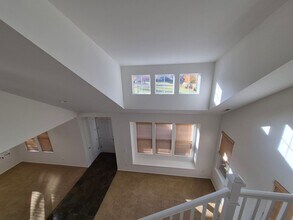 19397 Blue Lake Loop in Bend, OR - Building Photo - Building Photo