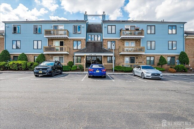 213 Peach St in Woodbridge Township, NJ - Building Photo - Building Photo