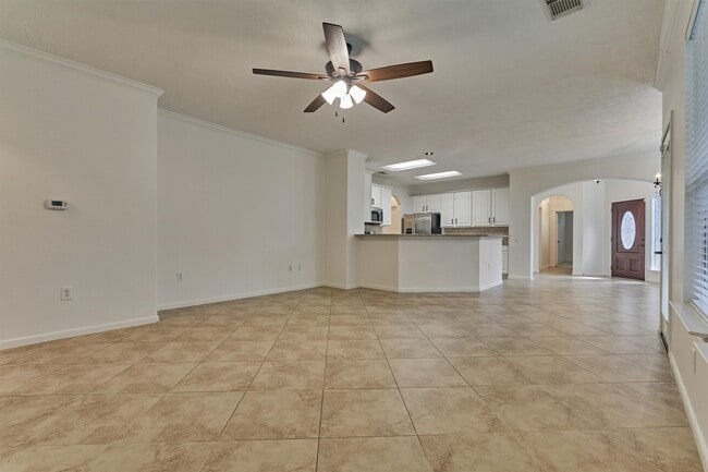 property at 98 N Country Gate Cir