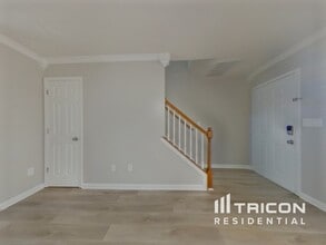 105 Great Oaks Way in Simpsonville, SC - Building Photo - Building Photo