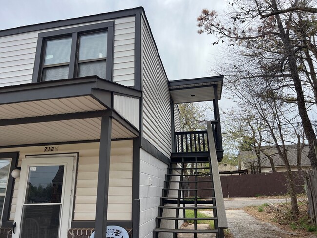 property at 1 W Main St