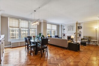 421 W Melrose St in Chicago, IL - Building Photo - Building Photo