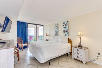 2500 N Ocean Blvd in Myrtle Beach, SC - Building Photo - Building Photo
