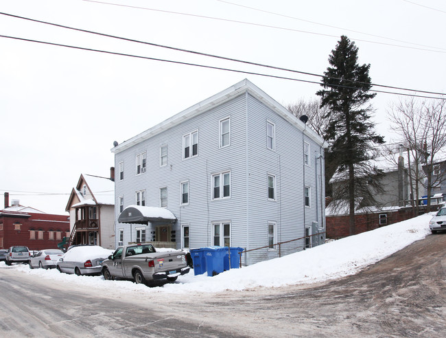 Water in Waterbury, CT - Foto de edificio - Building Photo