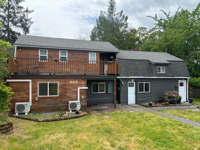 604 98th St S-Unit -A in Tacoma, WA - Building Photo - Building Photo