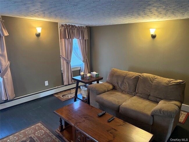 6 Glenmere Ave, Unit 4 in Florida, NY - Building Photo - Building Photo