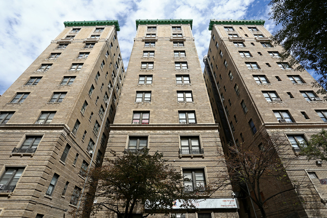 3647 Broadway in New York, NY - Foto de edificio