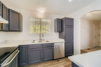 10550 Madison Way in Northglenn, CO - Building Photo - Building Photo