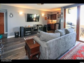 230 E Broadway-Unit -Apt 901 in Salt Lake City, UT - Foto de edificio - Building Photo