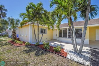 801 NW 65th Terrace in Margate, FL - Building Photo - Building Photo