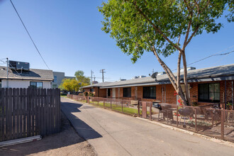 716-722 E Portland St in Phoenix, AZ - Building Photo - Building Photo