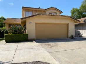 18 Regina Dr in Tracy, CA - Building Photo - Building Photo
