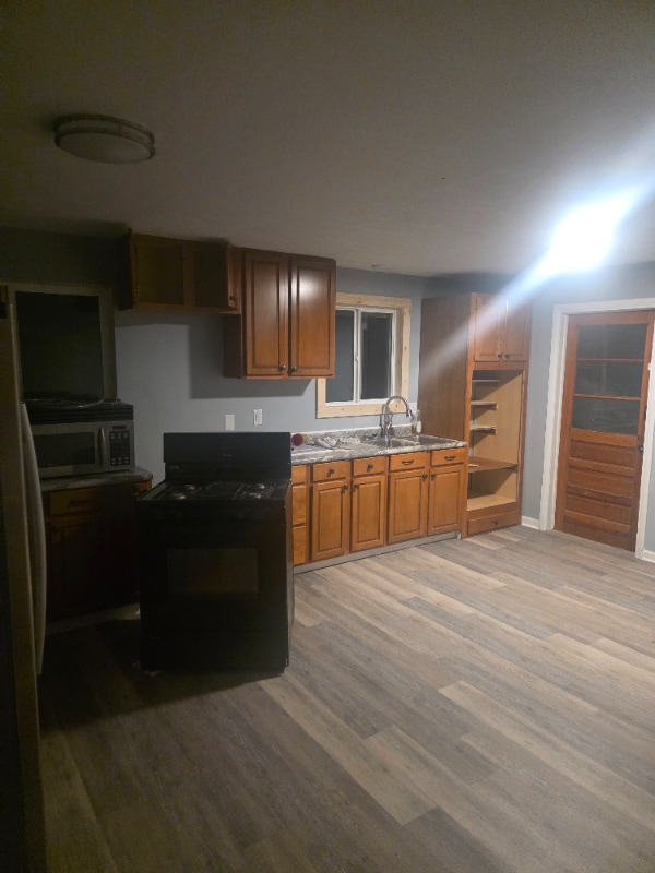 property at 2409 E 8th St