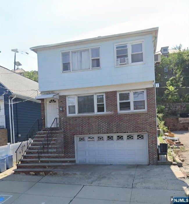 property at 602 Liberty Ave