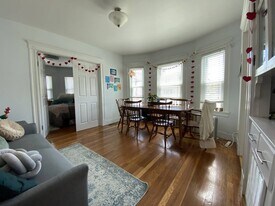 2 Vassar St, Unit U-1 in Medford, MA - Building Photo
