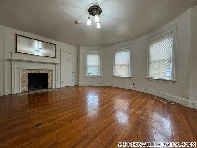 44 Central St